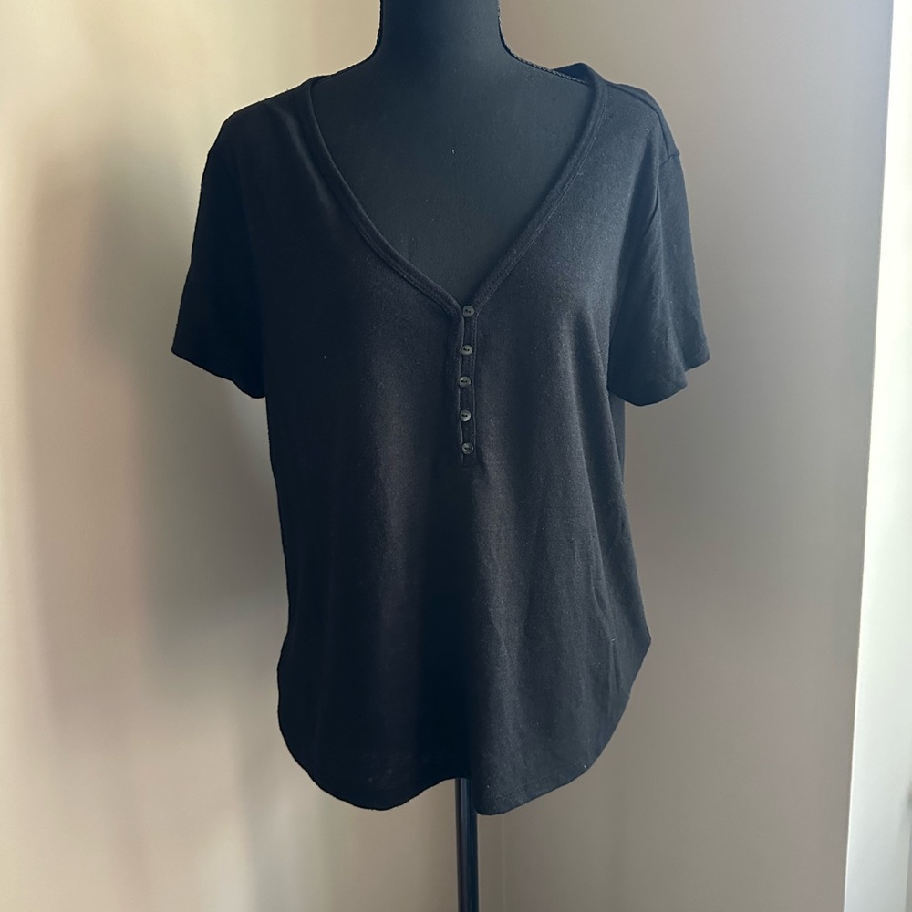 NWT Old Navy Black Button Front Top